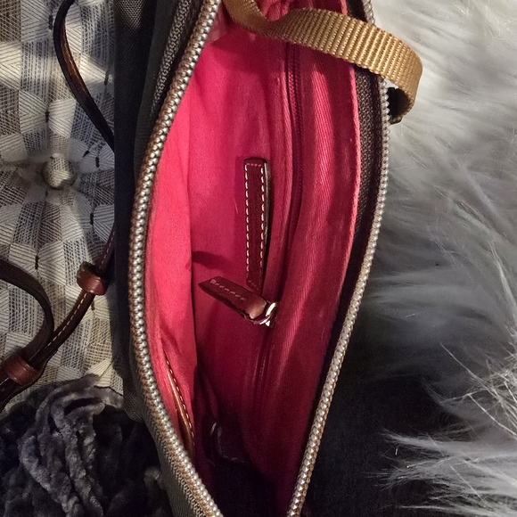 Dooney & Bourke Green With Brown Leather Accents  Crossbody Bag NEW - Picture 11 of 14